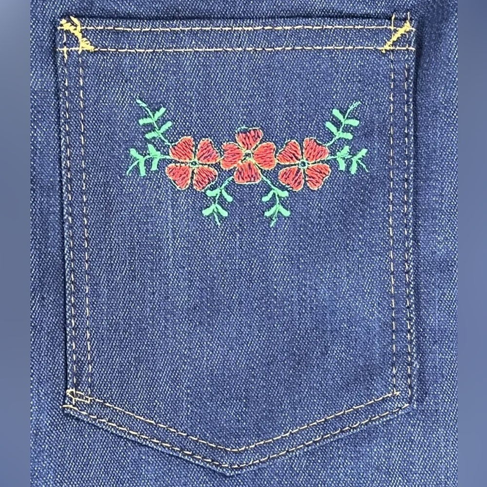 Vintage Lady DJ Dickson jenkins Western Jeans Embroidered Flowers On Pocket